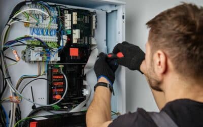 Quand refaire l&rsquo;installation électrique d&rsquo;une maison ? Guide de mise aux normes